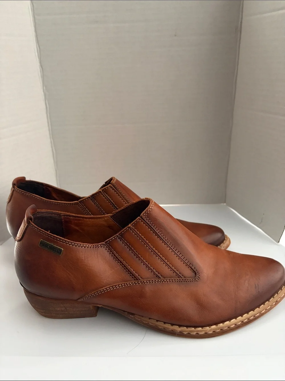 PIKOLINOS Tan Leather Slip-On Loafers size 40 women’s size 9